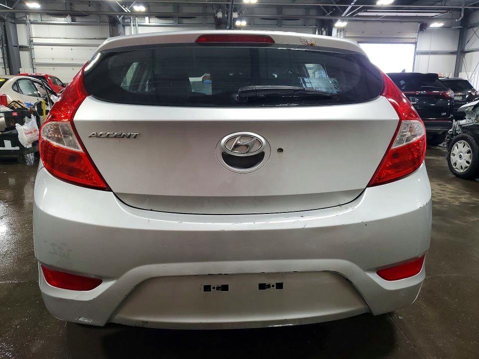 2015 Hyundai Accent მანქანა იყიდება აუქციონზე, vin: KMHCT5AE4FU201232, აუქციონის ნომერი: 53785646
