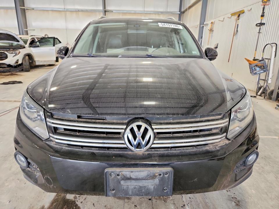 2016 Volkswagen Tiguan მანქანა იყიდება აუქციონზე, vin: WVGAV7AX2GW578081, აუქციონის ნომერი: 54157146
