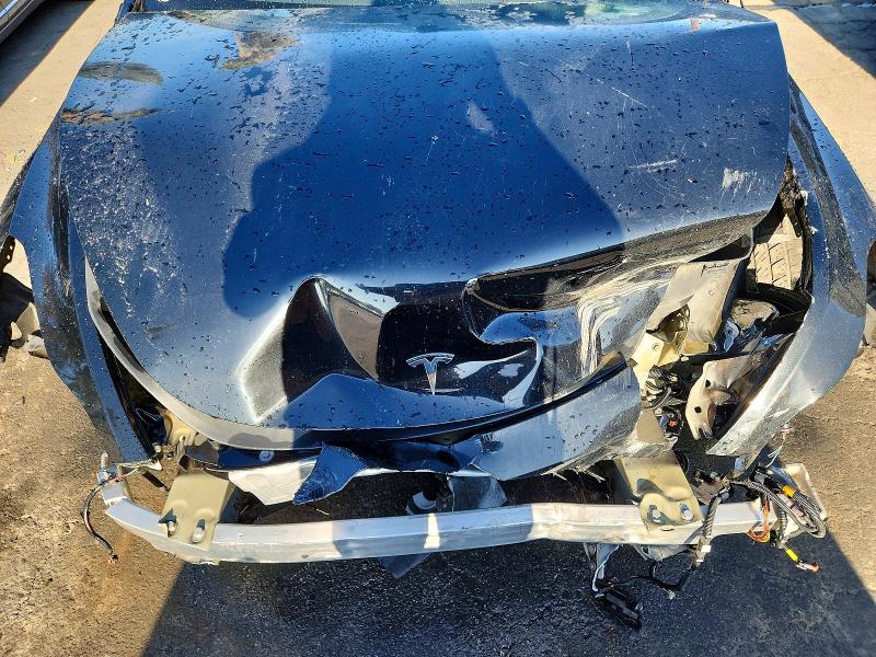 51572466 :رقم المزاد ، 7SAYGDEE4NF480307 vin ، 2022 Tesla Model Y مزاد بيع
