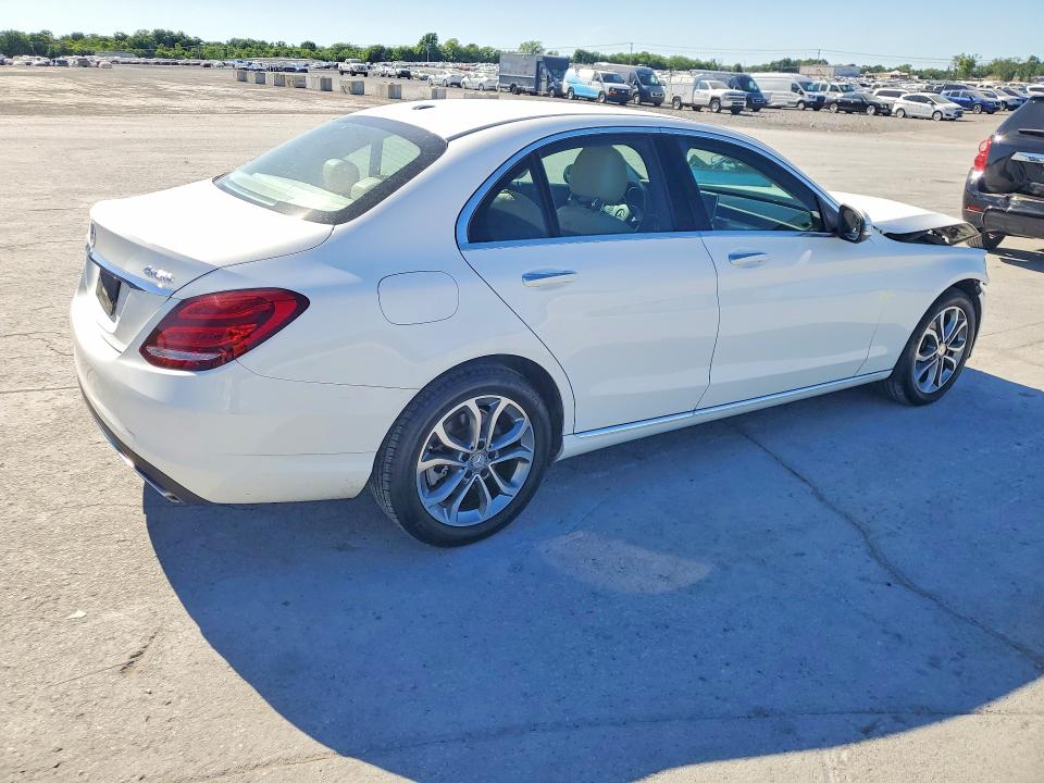 53757106 :رقم المزاد ، 55SWF4KB6FU023385 vin ، 2015 Mercedes-benz C مزاد بيع