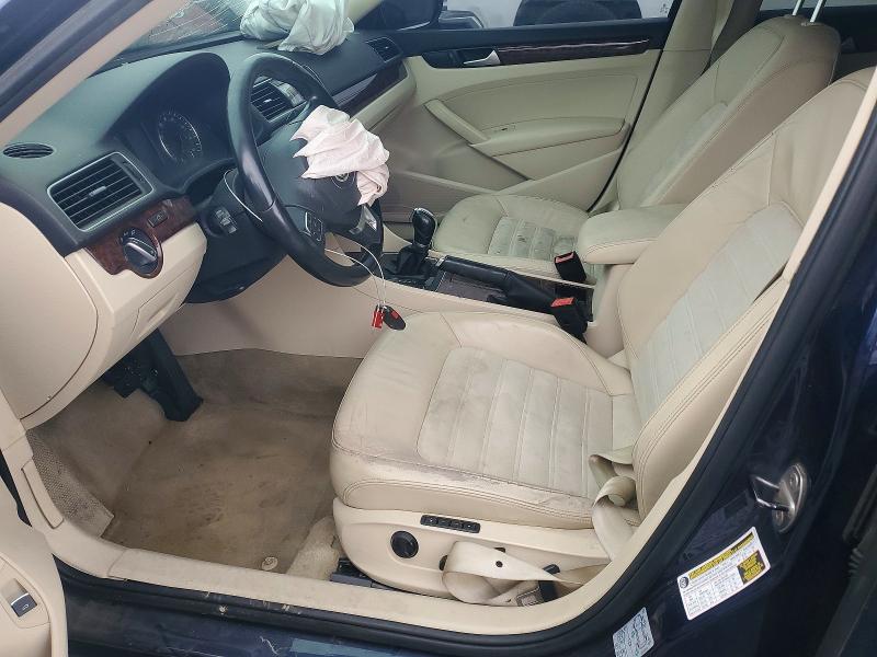 55191496 :رقم المزاد ، 1VWCM7A37CC061333 vin ، 2012 Volkswagen Passat مزاد بيع