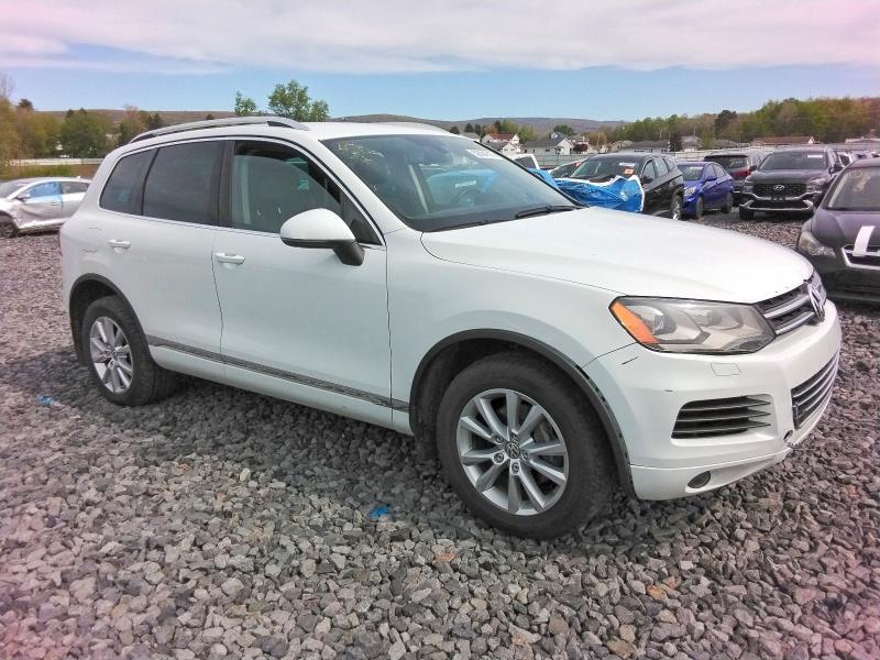 Auction sale of the 2014 Volkswagen Touareg, vin: WVGEP9BP6ED013038, lot number: 52994516