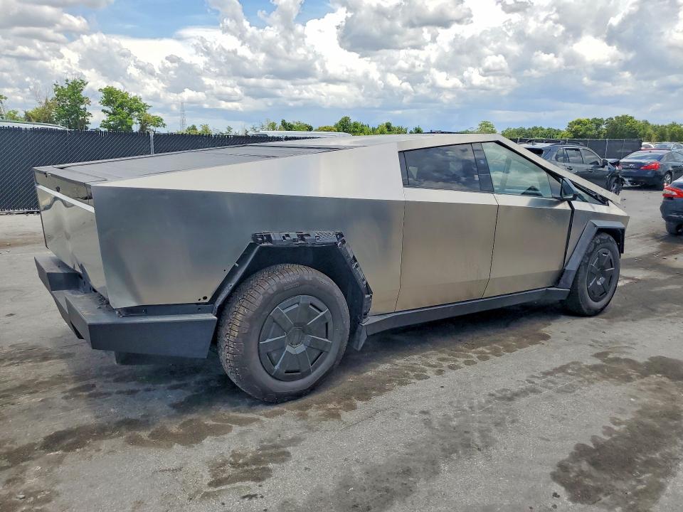 Продаж на аукціоні авто 2025 Tesla Cybertruck, vin: 7G2CEHED5SA075011, номер лоту: 53668726