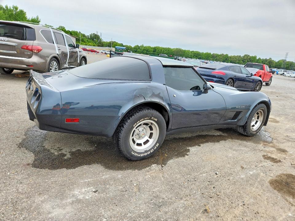1982 Chev Corvette მანქანა იყიდება აუქციონზე, vin: 1G1AY8782C5113830, აუქციონის ნომერი: 52156186