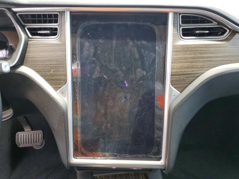 2016 Tesla Model X მანქანა იყიდება აუქციონზე, vin: 5YJXCBE27GF008717, აუქციონის ნომერი: 54846556