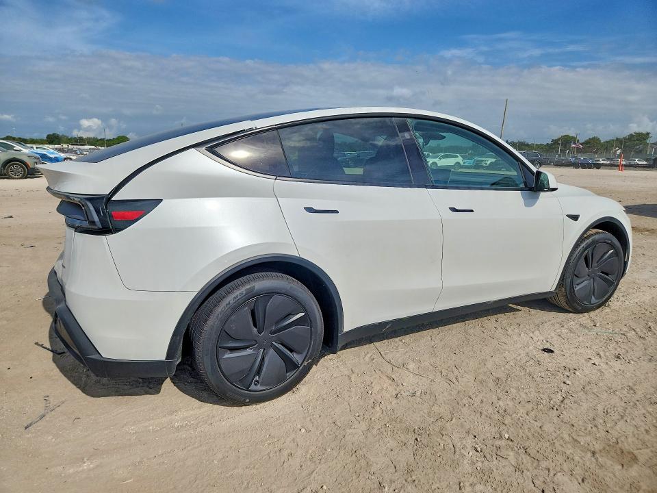 2026 Tesla Model Y მანქანა იყიდება აუქციონზე, vin: 7SAYGDEE3TA405916, აუქციონის ნომერი: 52926496
