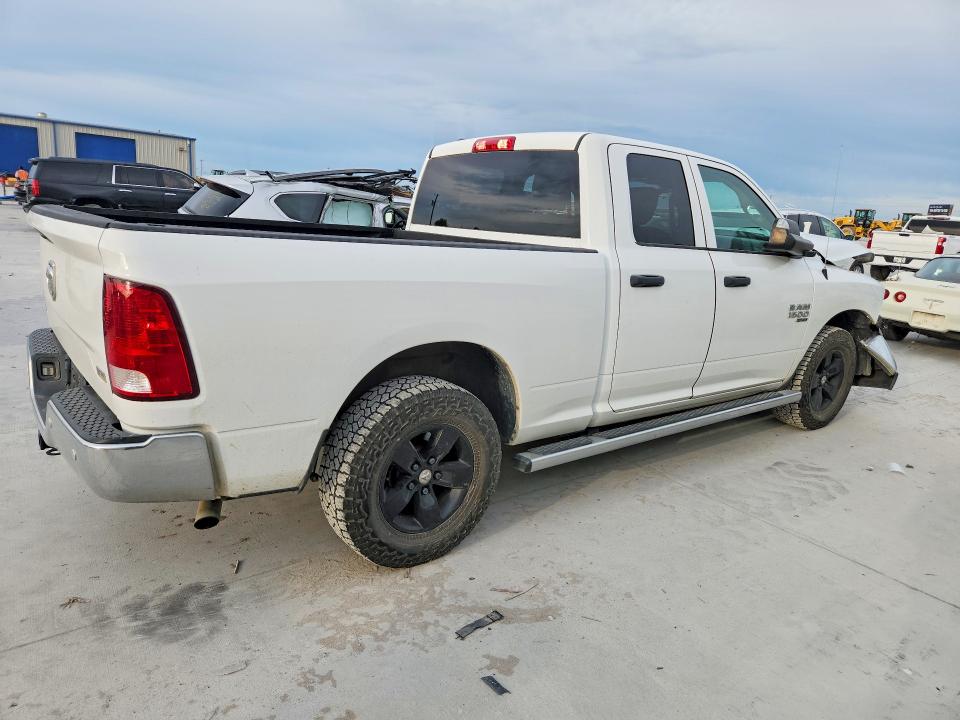 53631006 :رقم المزاد ، 1C6RR6FG3KS642084 vin ، 2019 Ram 1500 Classic مزاد بيع