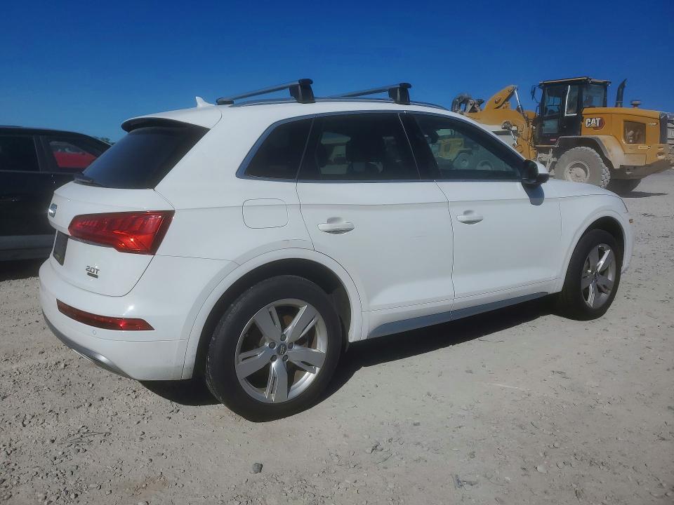 53451056 :رقم المزاد ، WA1BNAFY8J2038086 vin ، 2018 Audi Q5 مزاد بيع
