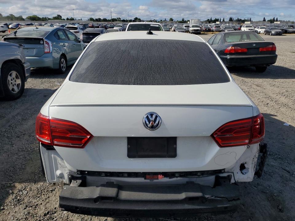 54858506 :رقم المزاد ، 3VW637AJ1DM251126 vin ، 2013 Volkswagen Jetta مزاد بيع