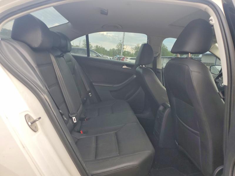 2011 Volkswagen Jetta მანქანა იყიდება აუქციონზე, vin: 3VWDZ7AJ4BM384045, აუქციონის ნომერი: 54411146
