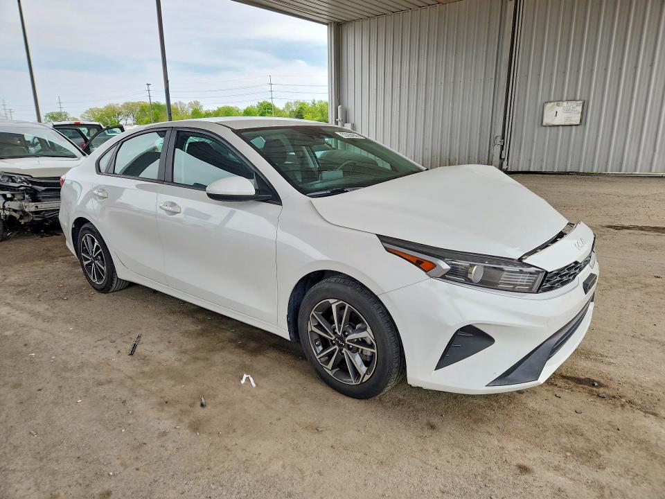 2023 Kia Forte მანქანა იყიდება აუქციონზე, vin: 3KPF24AD8PE567314, აუქციონის ნომერი: 53284866