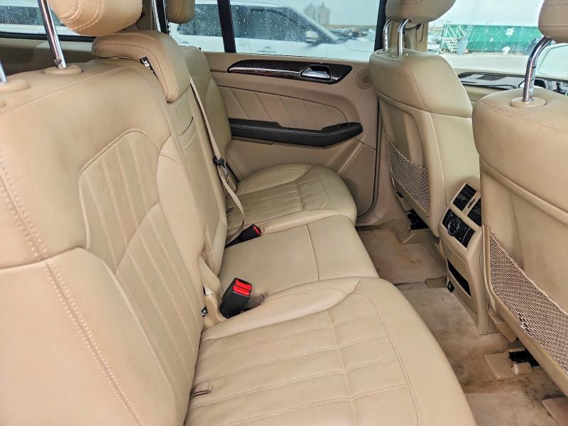 52233776 :رقم المزاد ، 4JGDF6EE8FA598067 vin ، 2015 Mercedes-benz Gl مزاد بيع