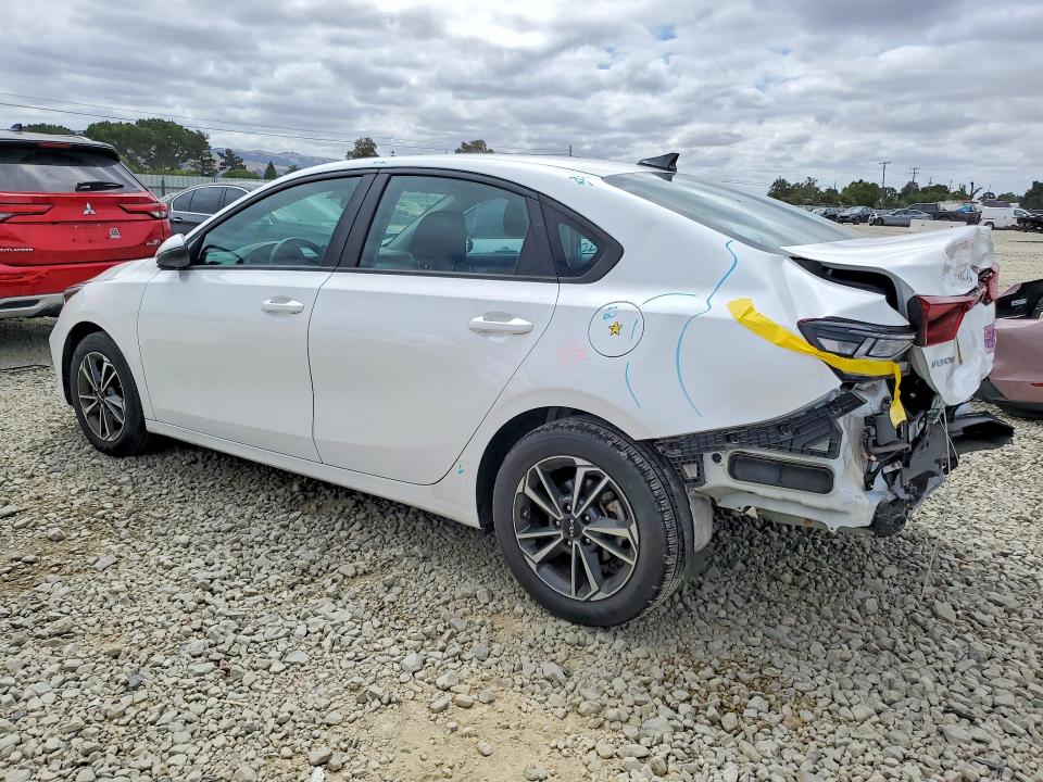 2023 Kia Forte მანქანა იყიდება აუქციონზე, vin: 3KPF24AD7PE608824, აუქციონის ნომერი: 54263046