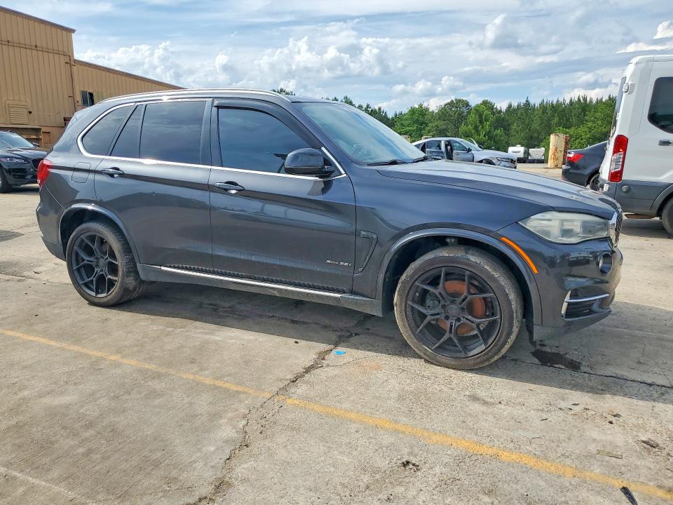 55109876 :رقم المزاد ، 5UXKR0C50F0P08052 vin ، 2015 Bmw X5 مزاد بيع