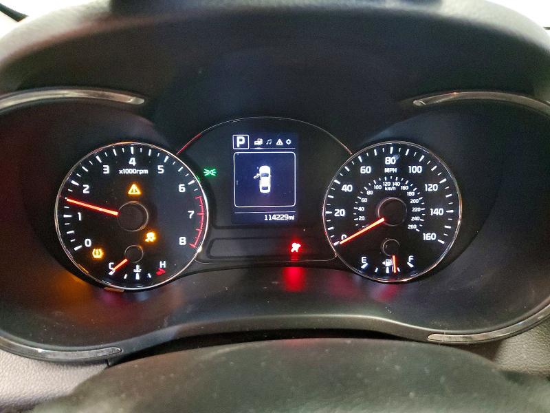 53055756 :رقم المزاد ، 3KPFL4A74JE199423 vin ، 2018 Kia Forte مزاد بيع