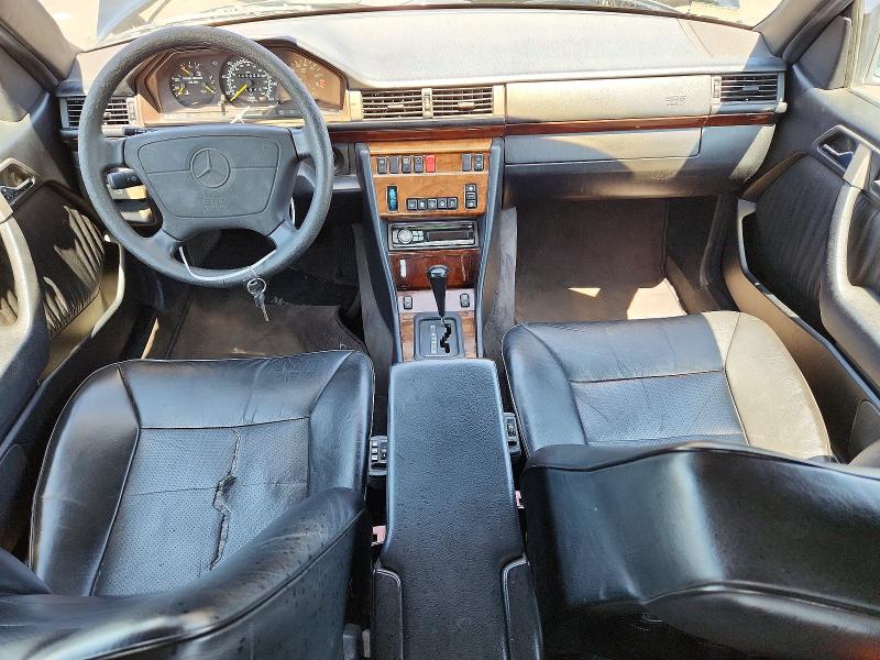 Продажа на аукционе авто 1995 Mercedes-benz E, vin: WDBEA66EXSC258051, номер лота: 53030916