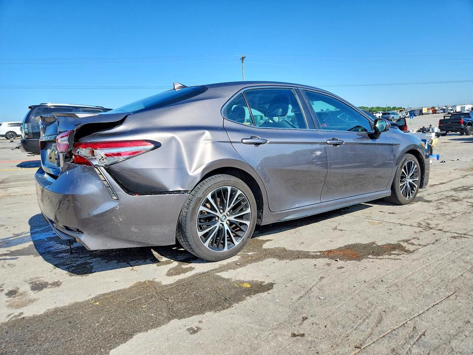 2019 Toyota Camry მანქანა იყიდება აუქციონზე, vin: 4T1B11HK6KU809950, აუქციონის ნომერი: 51689606