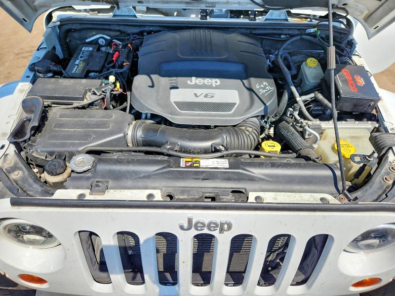 54055096 :رقم المزاد ، 1C4HJWEG8DL585892 vin ، 2013 Jeep Wrangler Unlimited مزاد بيع