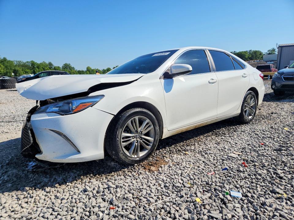 53550366 :رقم المزاد ، 4T1BF1FK3HU722424 vin ، 2017 Toyota Camry مزاد بيع