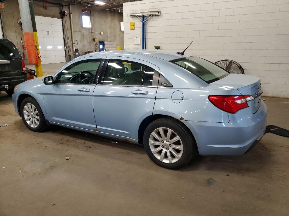 Продажа на аукционе авто 2013 Chrysler 200, vin: 1C3CCBBB7DN598745, номер лота: 53134226