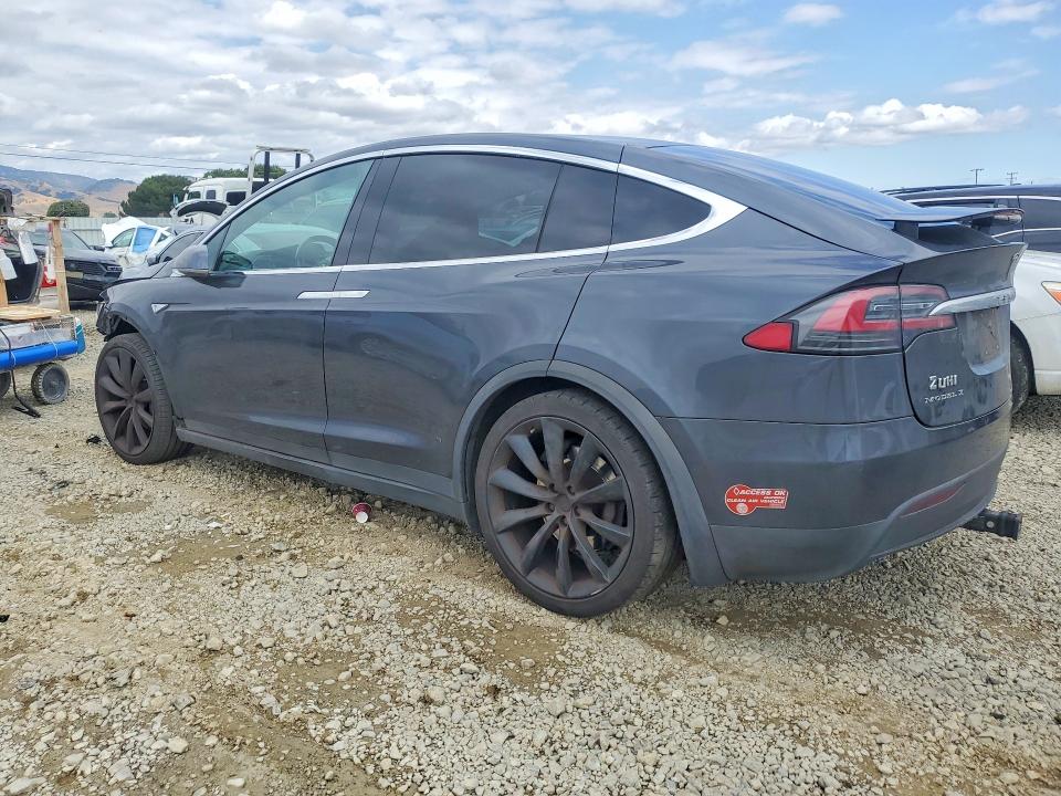 Продаж на аукціоні авто 2016 Tesla Model X, vin: 5YJXCBE29GF017175, номер лоту: 55624536