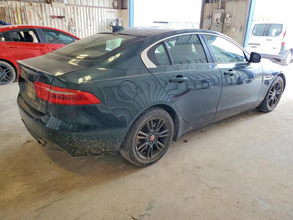 Продажа на аукционе авто 2017 Jaguar Xe, vin: SAJAD4BG3HA978915, номер лота: 53793816