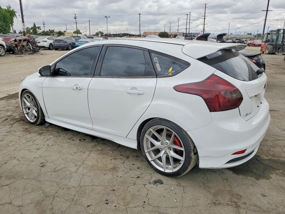 55146456 :رقم المزاد ، 1FADP3L95EL164106 vin ، 2014 Ford Focus مزاد بيع