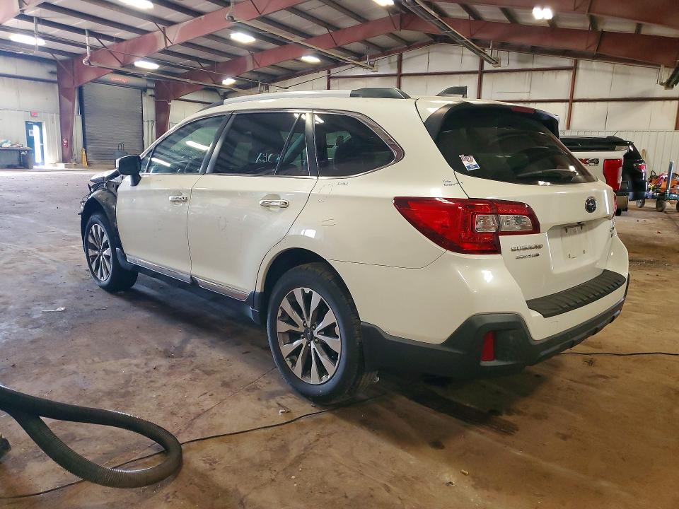 Продаж на аукціоні авто 2018 Subaru Outback, vin: 4S4BSETC4J3270575, номер лоту: 54596056