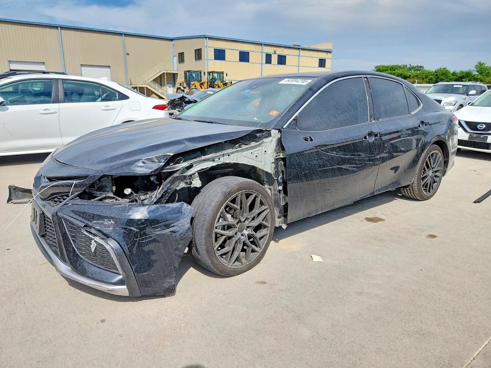 54994296 :رقم المزاد ، 4T1K31AKXNU599281 vin ، 2022 Toyota Camry مزاد بيع