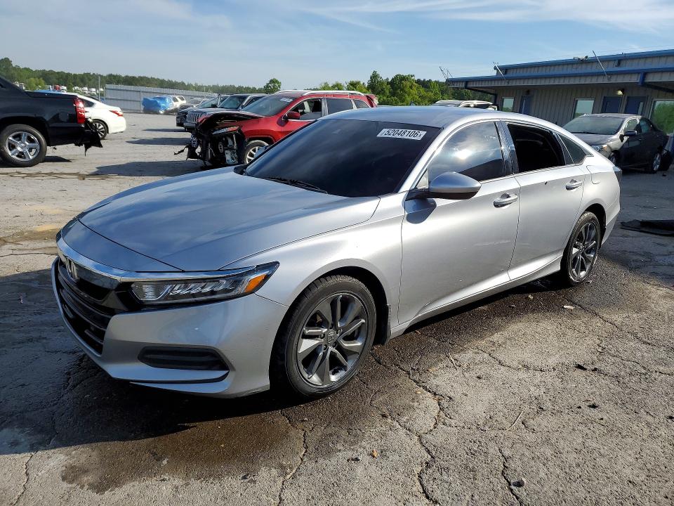 Auction sale of the 2020 Honda Accord, vin: 1HGCV1F17LA084595, lot number: 52048106