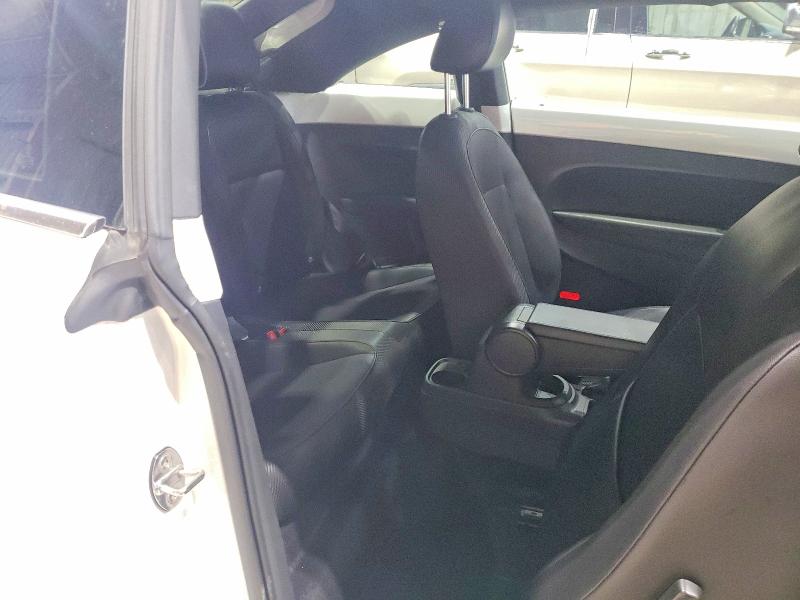 54475636 :رقم المزاد ، 3VWJD7ATXKM703421 vin ، 2019 Volkswagen Beetle مزاد بيع