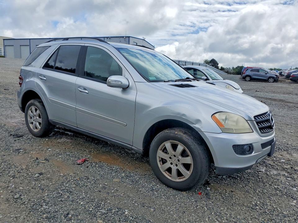 Продажа на аукционе авто 2006 Mercedes-benz Ml, vin: 4JGBB86E56A009537, номер лота: 52452826