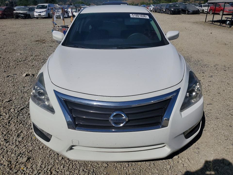 Продажа на аукционе авто 2015 Nissan Altima, vin: 1N4AL3AP6FC459832, номер лота: 51881036