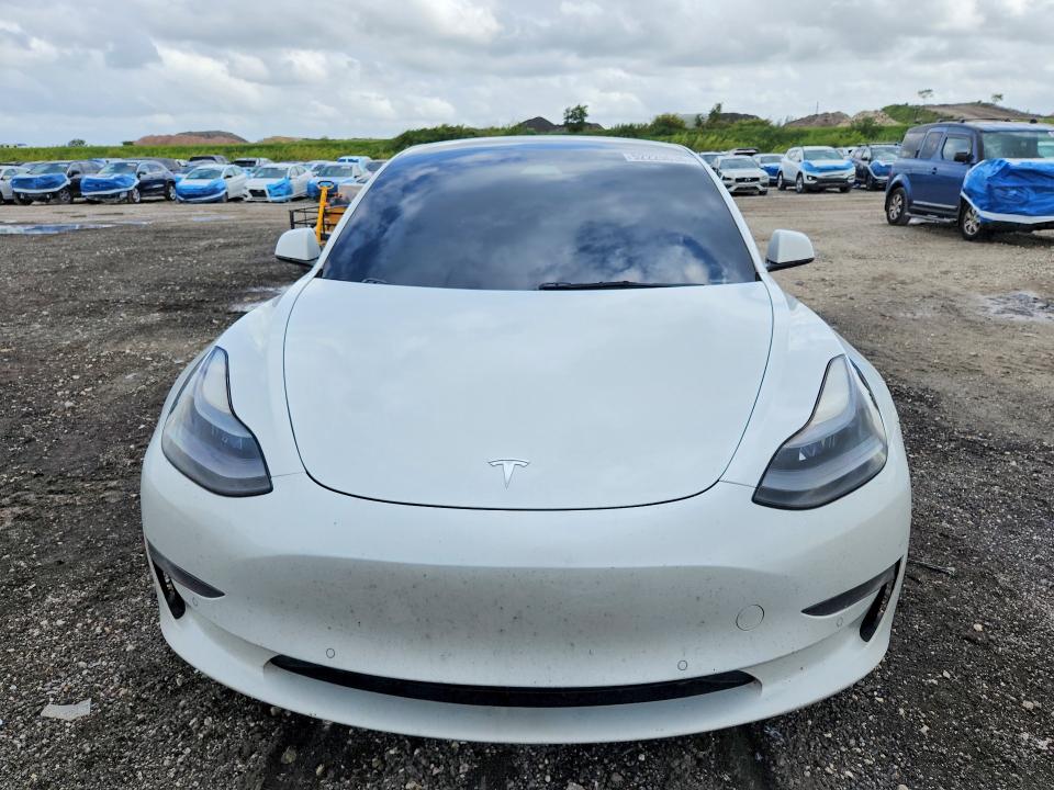 2022 Tesla Model 3 მანქანა იყიდება აუქციონზე, vin: 5YJ3E1EB1NF205558, აუქციონის ნომერი: 52229036