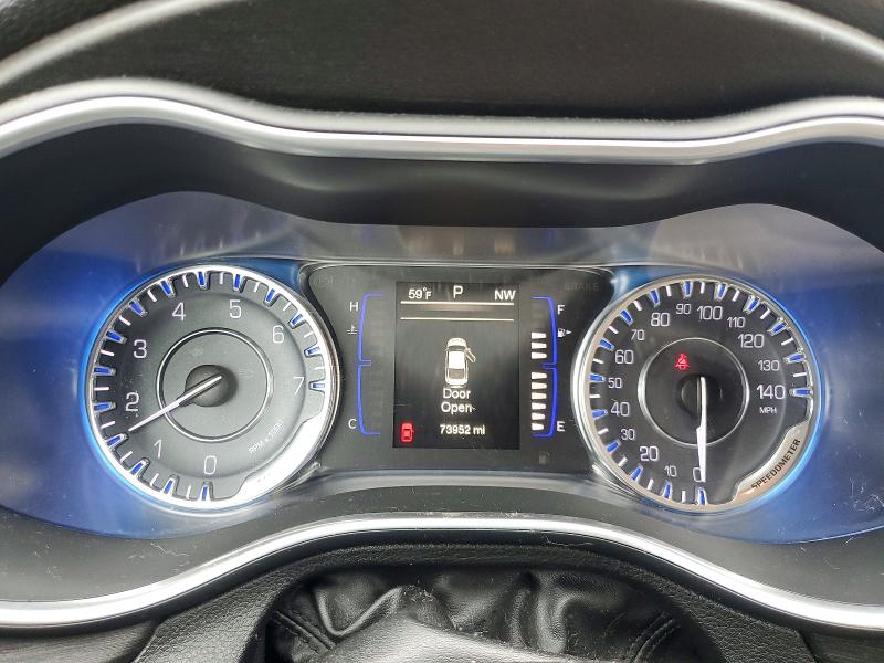 54055346 :رقم المزاد ، 1C3CCCAB7GN117436 vin ، 2016 Chrysler 200 مزاد بيع