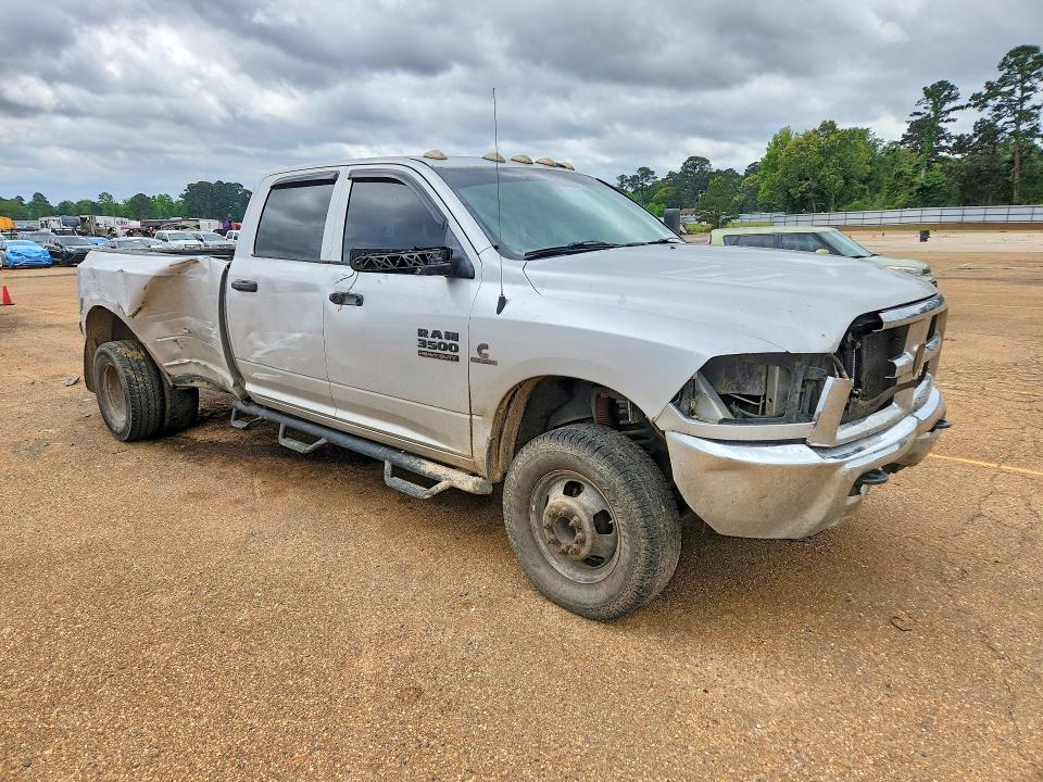 51629896 :رقم المزاد ، 3C63RRGL2EG310698 vin ، 2014 Ram 3500 مزاد بيع