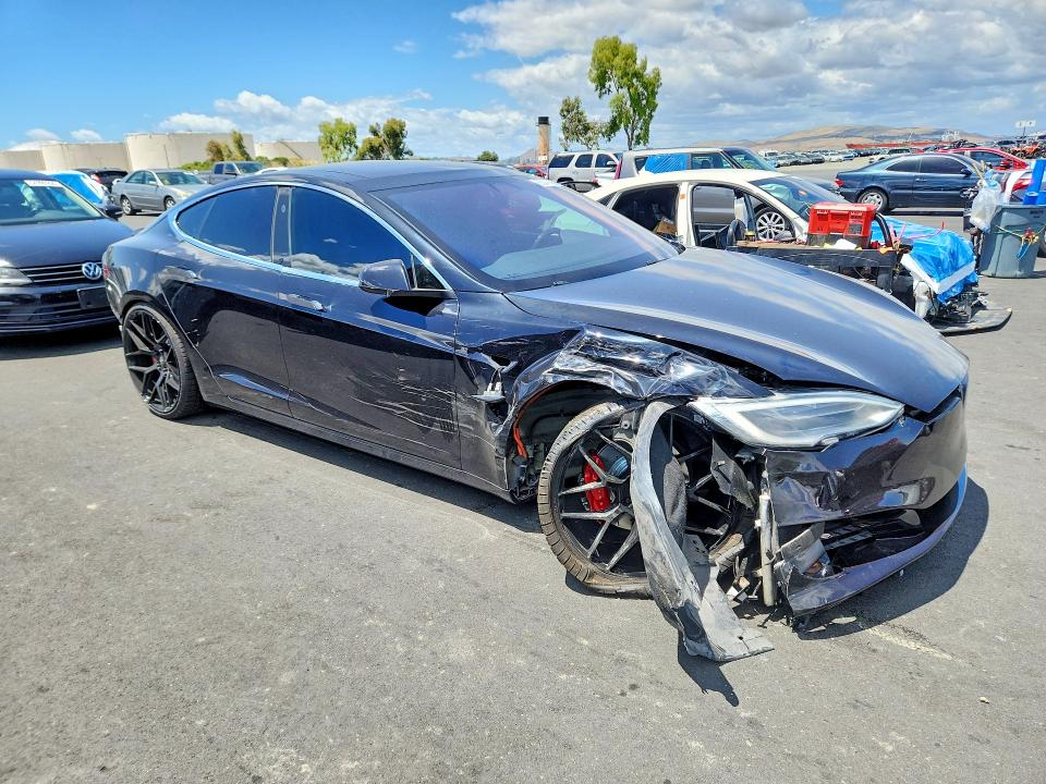 Продаж на аукціоні авто 2018 Tesla Model S, vin: 5YJSA1E48JF259796, номер лоту: 55049966