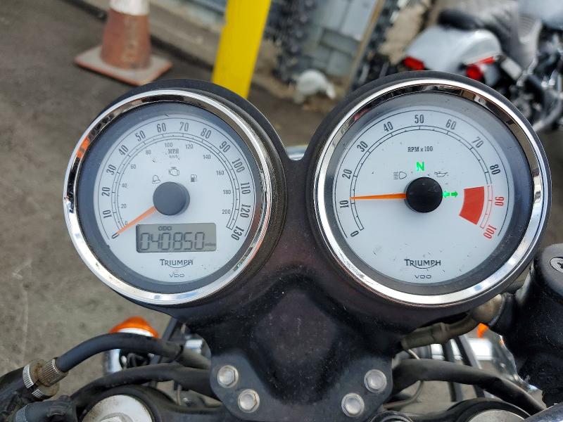 Продаж на аукціоні авто 2011 Triumph Motorcycle Thruxton, vin: SMT920K14BT481557, номер лоту: 52334846