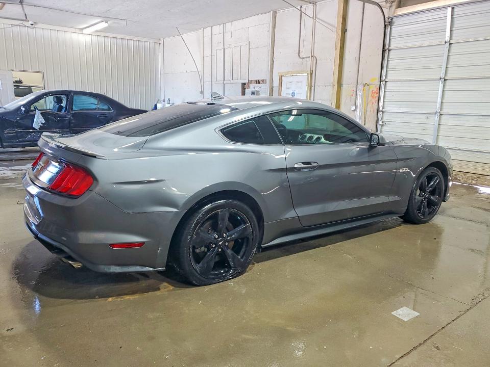 53035236 :رقم المزاد ، 1FA6P8CF1M5151514 vin ، 2021 Ford Mustang مزاد بيع