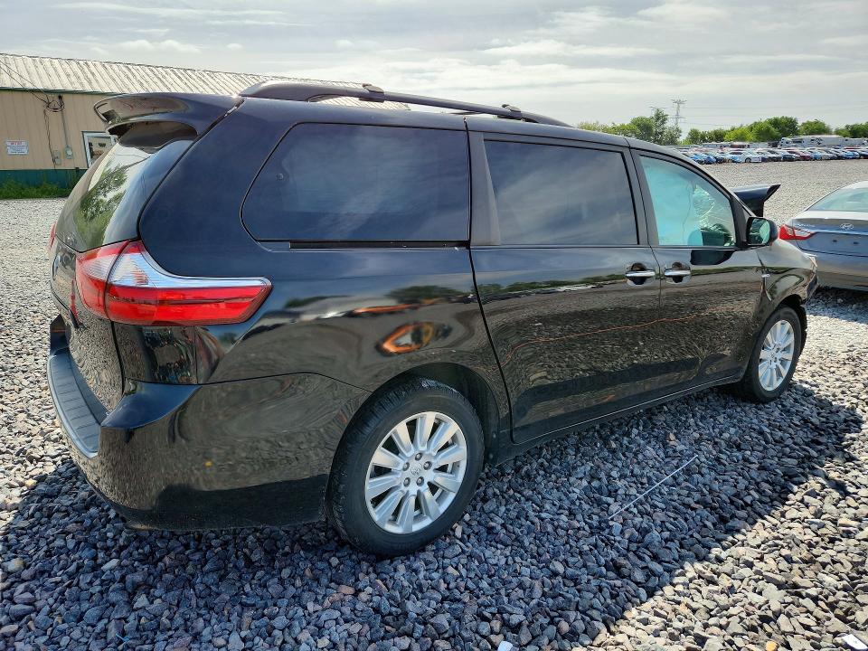 54266496 :رقم المزاد ، 5TDDZ3DC2HS174058 vin ، 2017 Toyota Sienna مزاد بيع