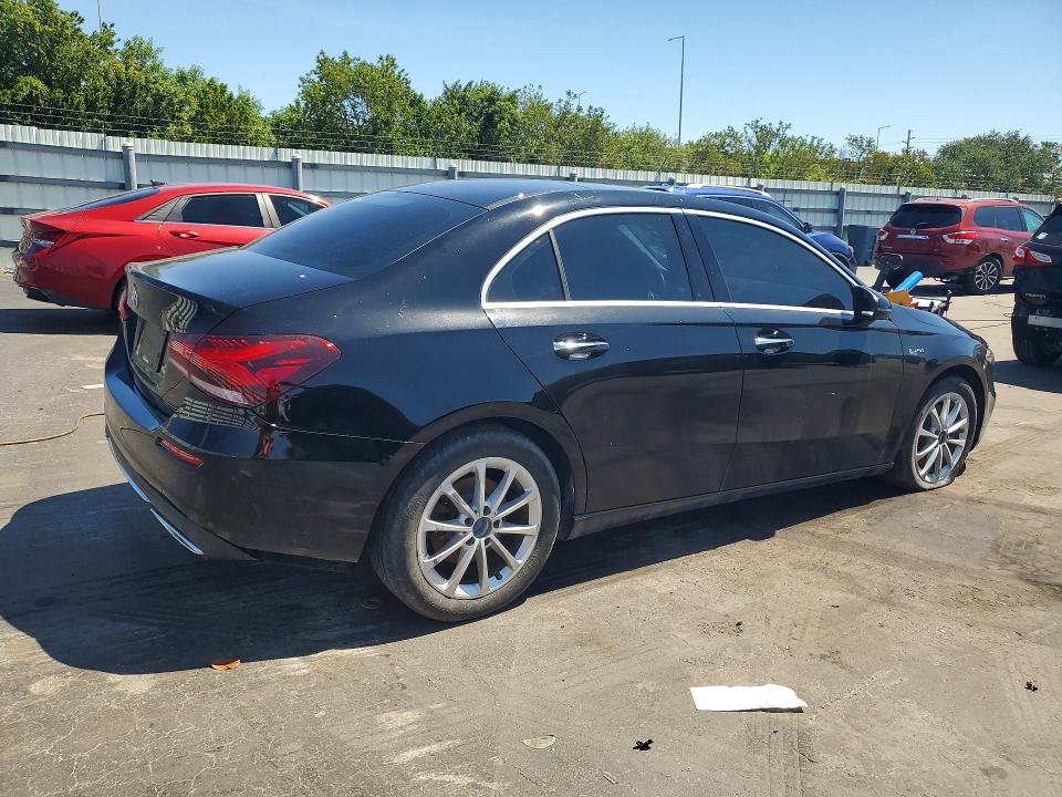 52811996 :رقم المزاد ، WDD3G4EB9KW019307 vin ، 2019 Mercedes-benz A مزاد بيع