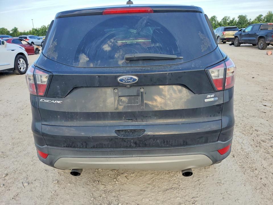53838556 :رقم المزاد ، 1FMCU9GD1HUC74810 vin ، 2017 Ford Escape مزاد بيع