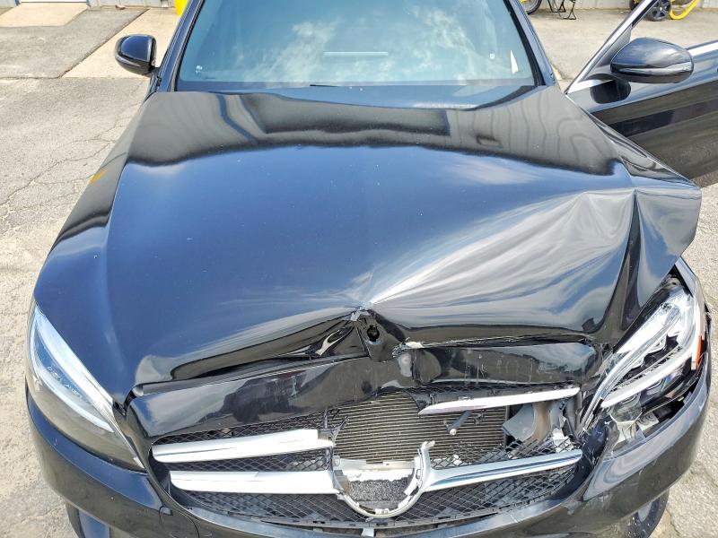 53395696 :رقم المزاد ، W1KWF8DBXMR648701 vin ، 2021 Mercedes-benz C مزاد بيع