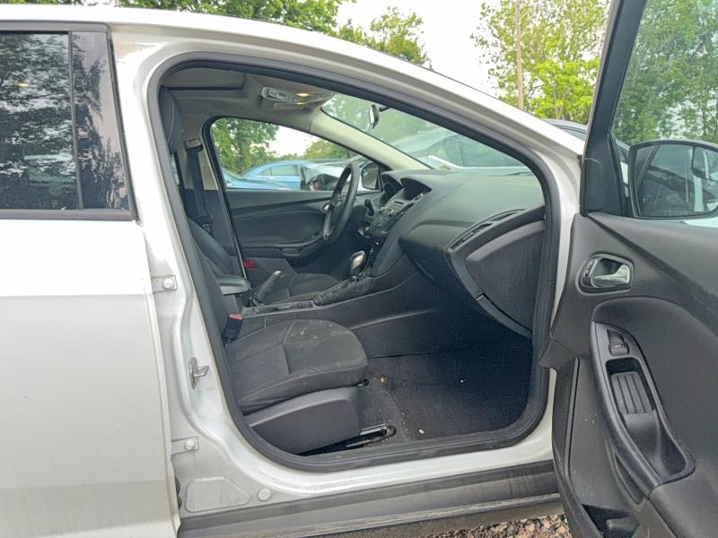 Продаж на аукціоні авто 2016 Ford Focus, vin: 1FADP3F25GL264210, номер лоту: 52431056