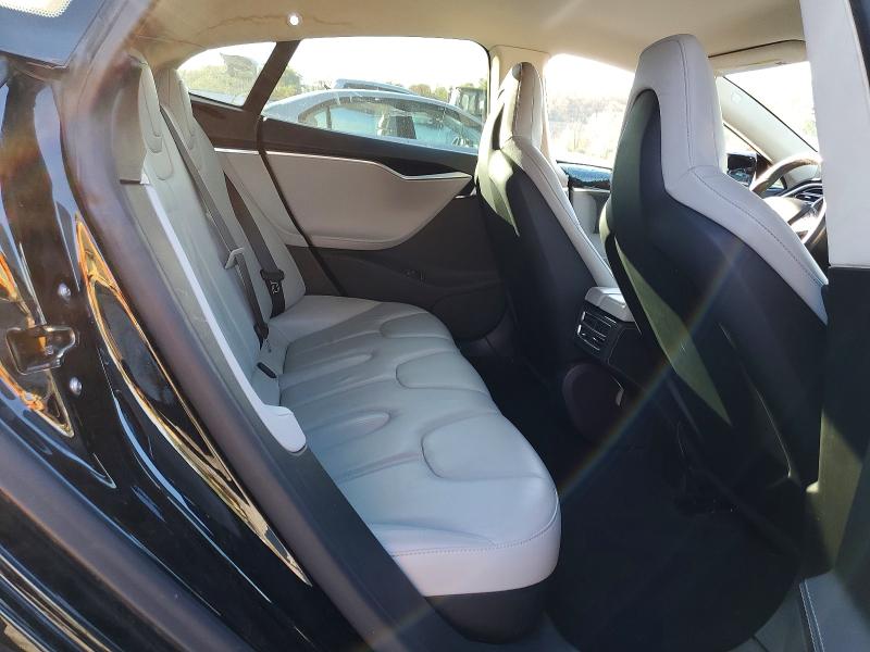 2014 Tesla Model S მანქანა იყიდება აუქციონზე, vin: 5YJSA1H17EFP30635, აუქციონის ნომერი: 52030076