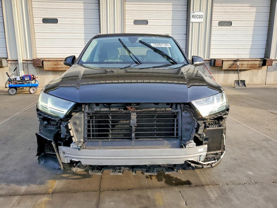 Продажа на аукционе авто 2017 Audi Q7, vin: WA1VAAF7XHD030375, номер лота: 55084186