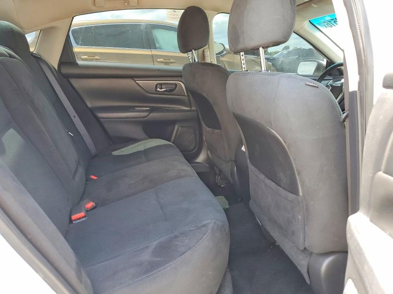 2015 Nissan Altima მანქანა იყიდება აუქციონზე, vin: 1N4AL3APXFC253994, აუქციონის ნომერი: 55163516