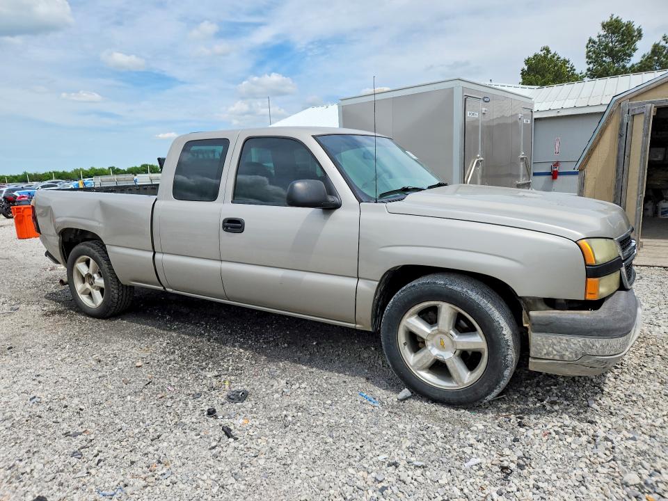 Продажа на аукционе авто 2006 Chevrolet Silverado, vin: 1GCEC19XX6Z299827, номер лота: 52215006