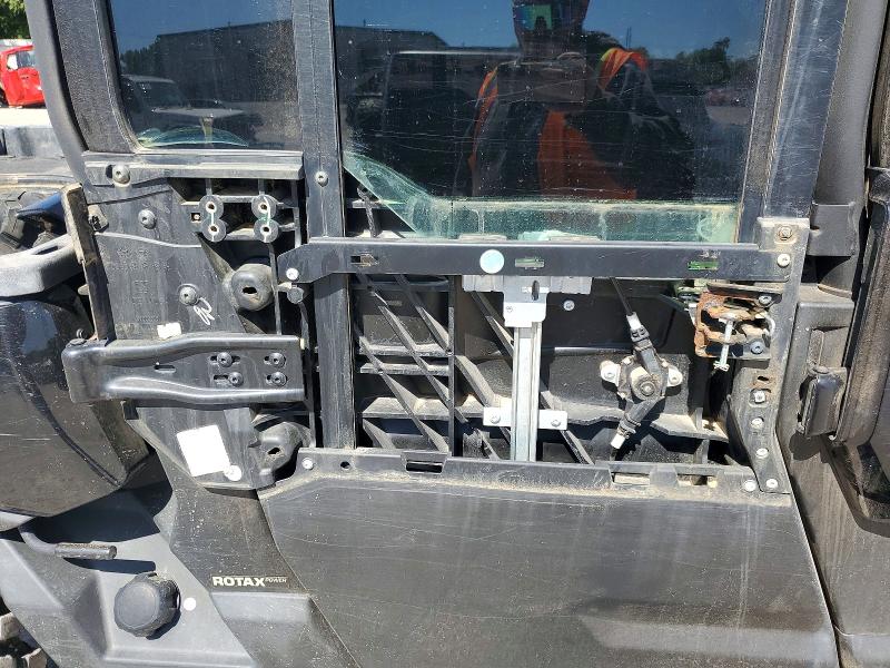 2023 Can-am Defender მანქანა იყიდება აუქციონზე, vin: 3JBUUAX42PK001807, აუქციონის ნომერი: 52864356