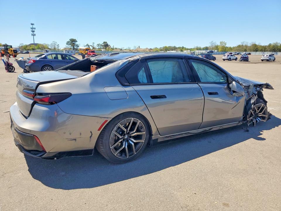 52931586 :رقم المزاد ، WBY53EJ04TCX59325 vin ، 2026 Bmw I7 مزاد بيع